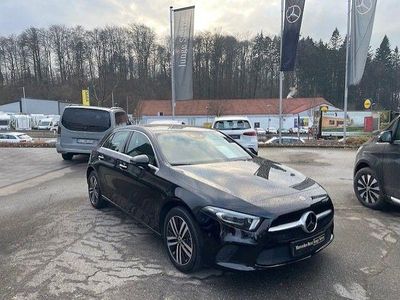 Gebraucht Mercedes A250 Advanced 218 PS (160 kW) 2022 Unilack nachtschwarz Limousine