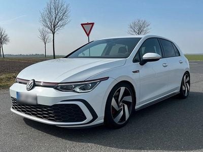 Gebraucht VW Golf VIII GTI 245 PS (180 kW) 2020 Weiß Limousine