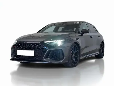 Gebraucht Audi RS3 Sport 400 PS (294 kW) 2023 Daytonagrau perleffekt Limousine