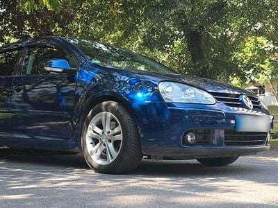 Usata VW Golf V 140 CV (102 kW) 2007 Blu Utilitaria