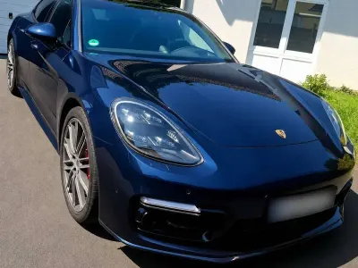 Gebraucht Porsche Panamera GTS 460 PS (338 kW) 2019 Blau Kleinwagen