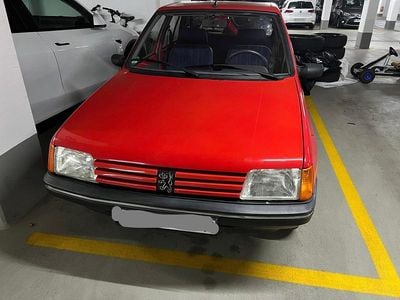 Usata Peugeot 205 60 CV (44 kW) 1990 Rosso Utilitaria