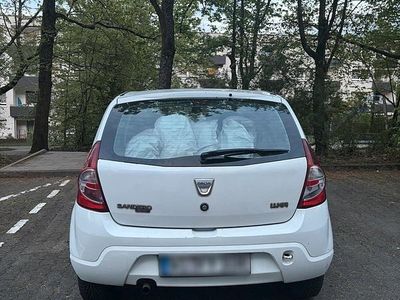 Second-hand Dacia Sandero 80 CP (58 kW) 2009 Alb Hatchback