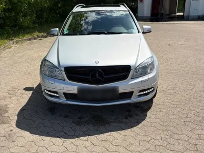 Gebraucht Mercedes C200 184 PS (135 kW) 2011 Silber Kombi