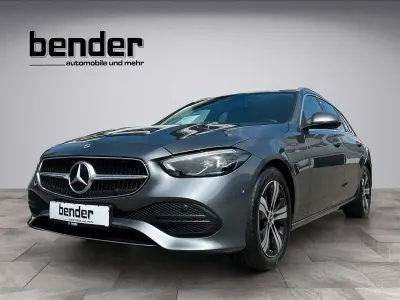Gebraucht Mercedes C200 Avantgarde 163 PS (119 kW) 2023 Selenitgrau Kombi