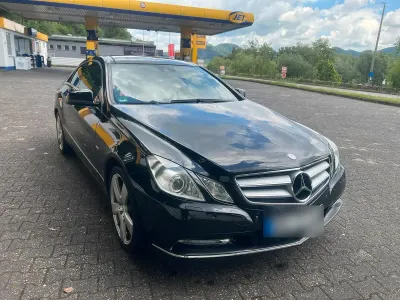 Gebraucht Mercedes E350 231 PS (169 kW) 2011 Schwarz Coupé
