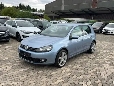 Gebraucht VW Golf VI Highline 122 PS (89 kW) 2009 Blau Kleinwagen