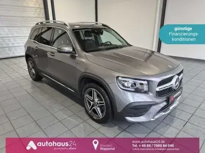 Gebraucht Mercedes GLB200 AMG line 163 PS (119 kW) 2023 Grau SUV