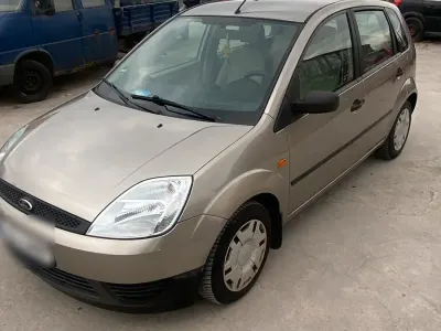 Gebraucht Ford Fiesta 69 PS (50 kW) 2002 Grau Kleinwagen