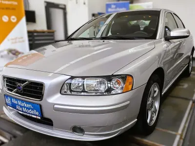 Gebraucht Volvo S60 Momentum 140 PS (102 kW) 2007 Silber Limousine