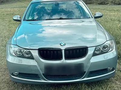 Gebraucht BMW 318 129 PS (94 kW) 2007 Grau Limousine