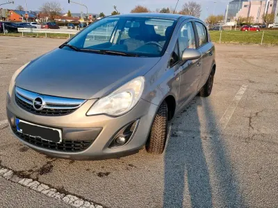 Używany Opel Corsa 86 KM (63 kW) 2012 Hatchback