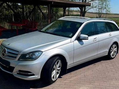 Gebraucht Mercedes C220 Avantgarde 175 PS (128 kW) 2012 Silber Kombi