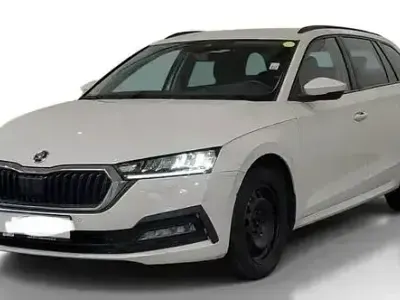 Gebraucht Skoda Octavia 150 PS (110 kW) 2023 Bila candy/candyweiss Kombi