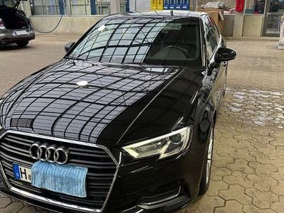 Gebraucht Audi A3 Design 150 PS (110 kW) 2019 Schwarz Limousine