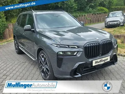 Gebraucht BMW X7 M Sport 340 PS (250 kW) 2025 Grau SUV