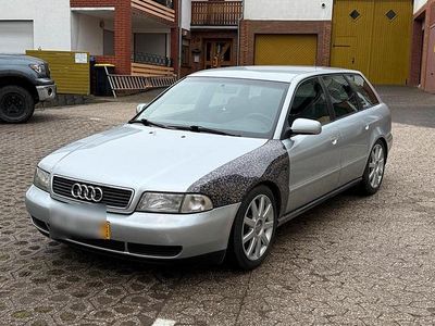 Occasion Audi A4 S-Line 125 ch (91 kW) 1996 Argent Break