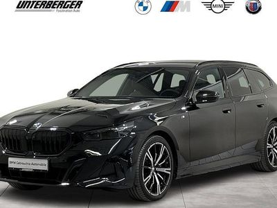 Schwarz Gebraucht 2025 BMW 540 Comfort Edition Kombi | 73.890 € (Guter Preis)