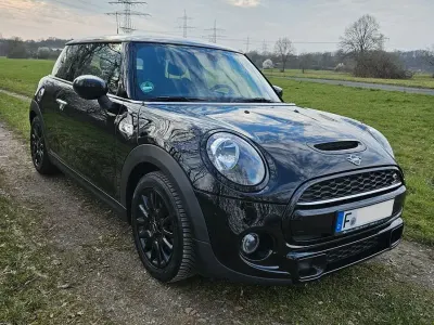 Używany Mini Cooper S 192 KM (141 kW) 2020 Czarny Hatchback