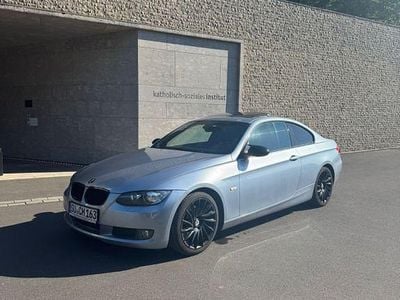 BMW 325
