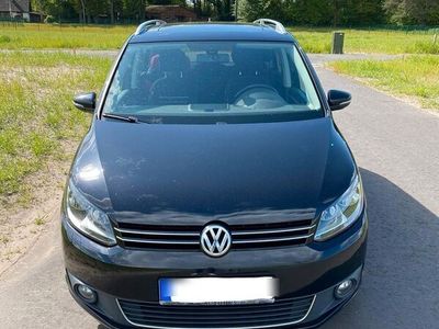 gebraucht VW Touran 2.0 TDI DSG CUP Navi Pano PDC SHZ