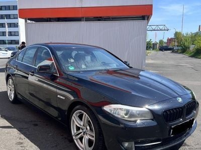 BMW 523