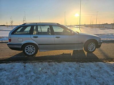 Gebraucht BMW 316 Sport Line 102 PS (75 kW) 1997 Silber Kombi
