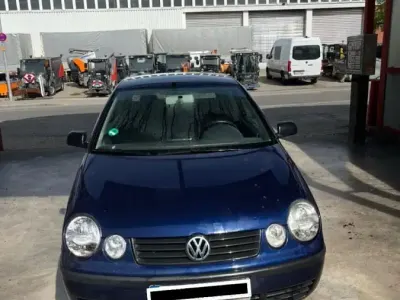 Gebraucht VW Polo 65 PS (47 kW) 2002 Blau Kleinwagen