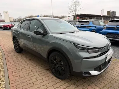 Neu Citroën C4 X 136 PS (100 kW) 2026 Grau SUV