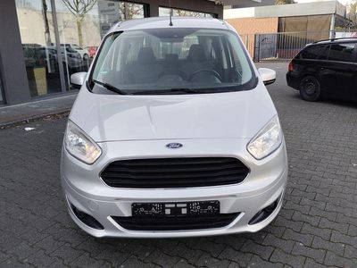 Gebraucht Ford Tourneo Courier Trend 101 PS (74 kW) 2017 Van / Kleinbus