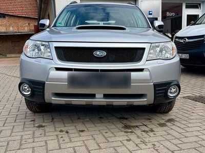 Begagnad Subaru Forester Comfort 147 HK (108 kW) 2010 Silver SUV