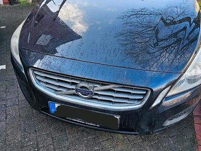 Gebraucht Volvo V60 150 PS (110 kW) 2012 Schwarz Kombi