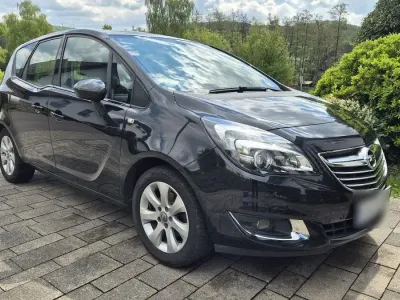 Gebraucht Opel Meriva Innovation 120 PS (88 kW) 2014 Schwarz Van / Kleinbus