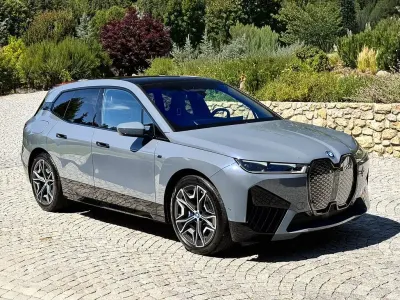Gebraucht BMW iX Sport Line 397 kW (540 PS) 2024 Grau SUV