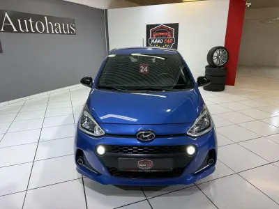 Usata Hyundai i10 Passion 67 CV (49 kW) 2018 Blu Utilitaria