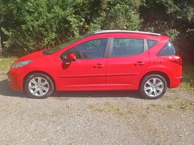 Gebraucht Peugeot 207 120 PS (88 kW) 2008 Rot Kombi