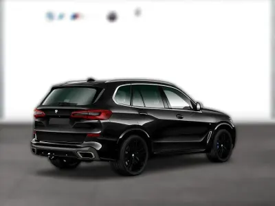 Gebraucht BMW X5 Efficient Dynamics 530 PS (389 kW) 2023 Schwarz metallic SUV