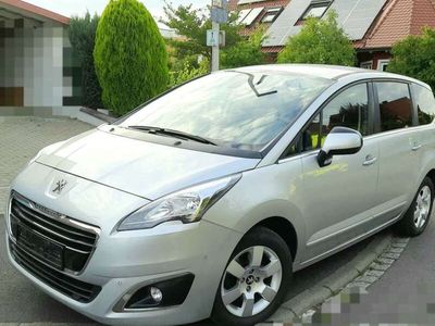 gebraucht Peugeot 5008 5008BlueHDI 150 Stop Start Active