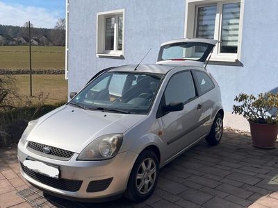 gebraucht Ford Fiesta 1,3 51 kW, BJ 2007, 190.000km