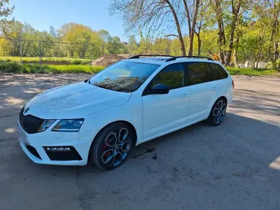 Gebraucht Skoda Octavia RS 230 PS (169 kW) 2017 Weiß Kombi
