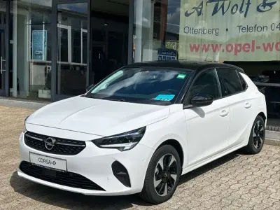 Gebraucht Opel Corsa-e Elegance 100 kW (136 PS) 2023 Weiß Kleinwagen