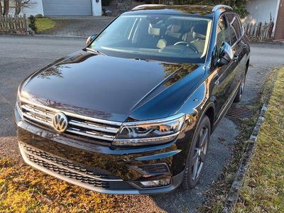 Gebraucht VW Tiguan Allspace Highline 239 PS (175 kW) 2018 Schwarz SUV