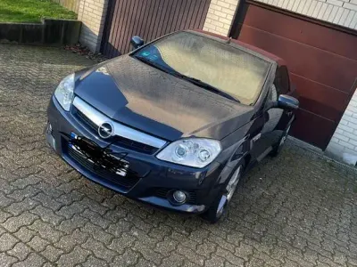 Occasion Opel Tigra 90 ch (66 kW) 2008 Bleue Cabriolet