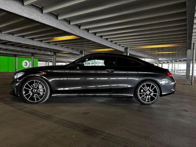 Gebraucht Mercedes C300 AMG 258 PS (189 kW) 2019 Grau Coupé