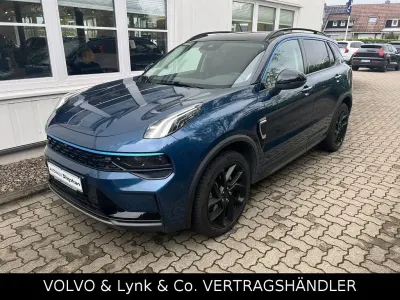 Second-hand Lynk & Co 01 261 CP (191 kW) 2022 Albastru SUV