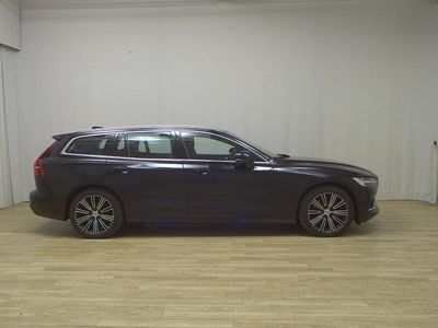 Gebraucht Volvo V60 Inscription 341 PS (250 kW) 2021 Schwarz Kombi