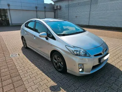 Gebraucht Toyota Prius 136 PS (100 kW) 2012 Silber Limousine