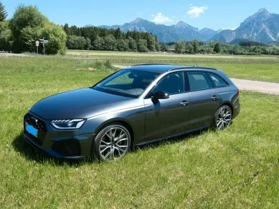 Gebraucht Audi A4 S-Line 190 PS (139 kW) 2020 Grau Kombi