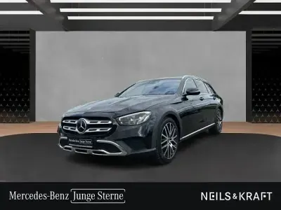 Gebraucht Mercedes E400 Avantgarde 330 PS (242 kW) 2022 Schwarz Kombi