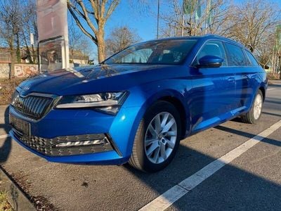 Gebraucht Skoda Superb Style 218 PS (160 kW) 2020 Raceblau metallic Kombi
